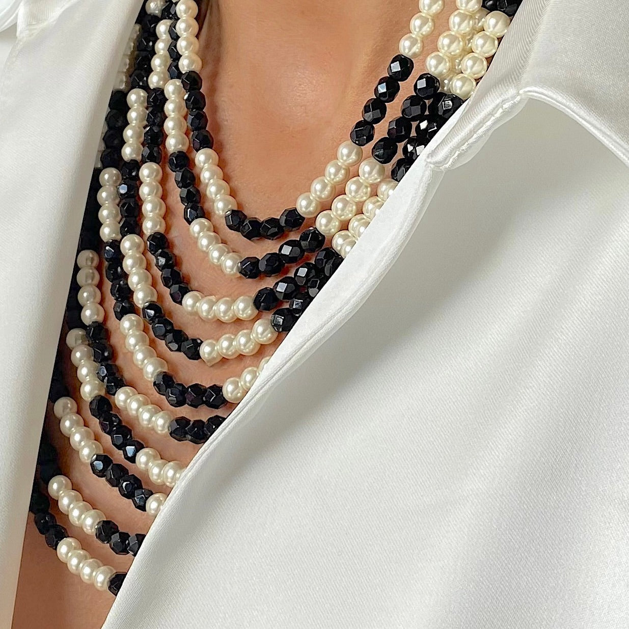 Pearl Black Necklace